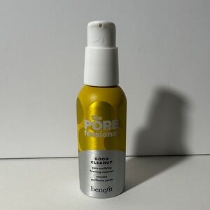 Benefit POREfessional Good Cleanup Cleanser in Yellow and White